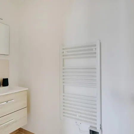 Flexliving - Whole Flat - Fessart Apartment Paris